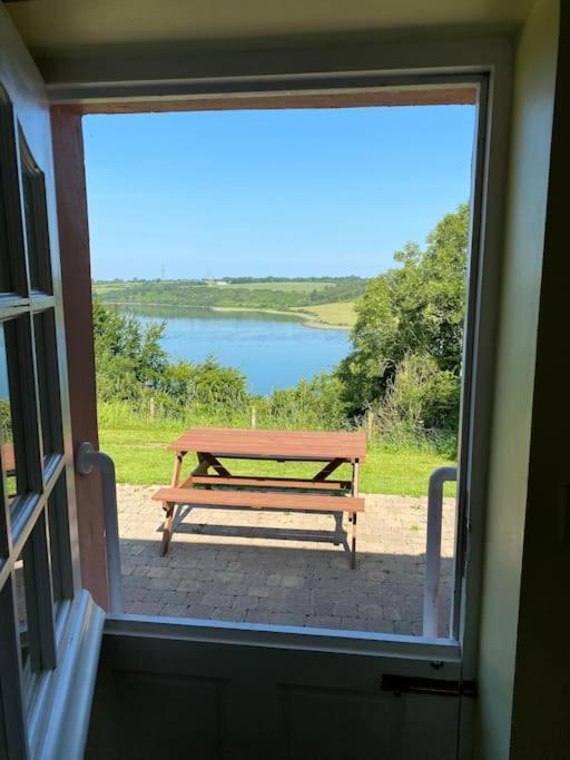 Millbay Cottage: Wonderful River Views Cosheston Eksteriør bilde